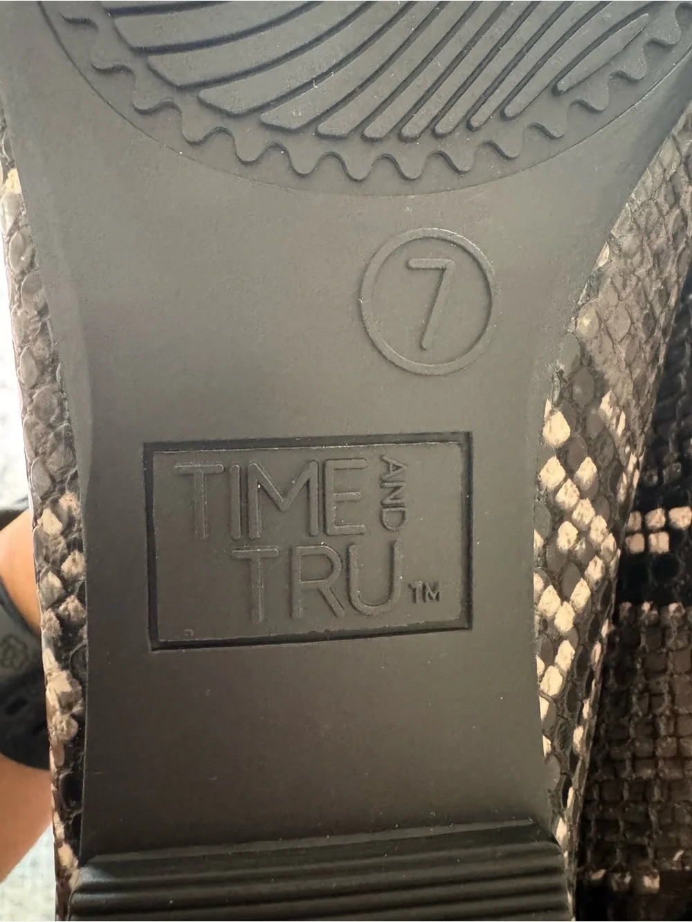 Time and Tru slip pointed